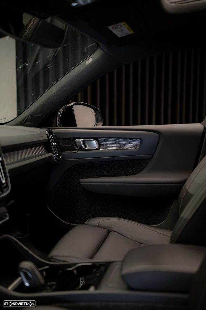 Volvo XC 40 P8 AWD Recharge RDesign - 35