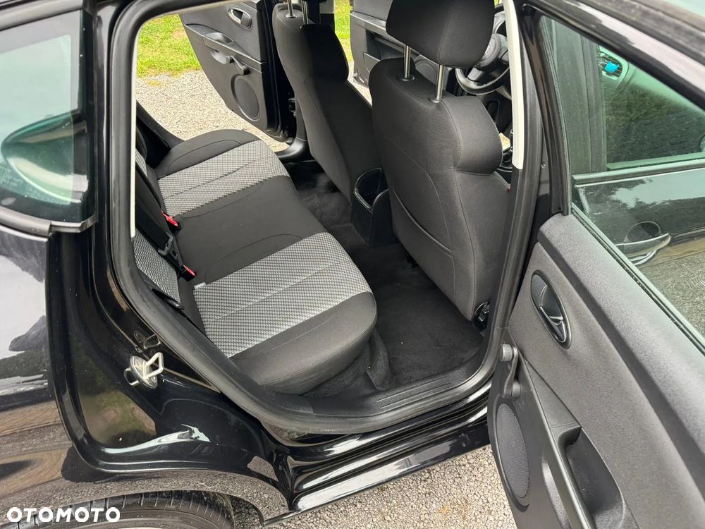 Seat Leon 1.6 Reference - 17