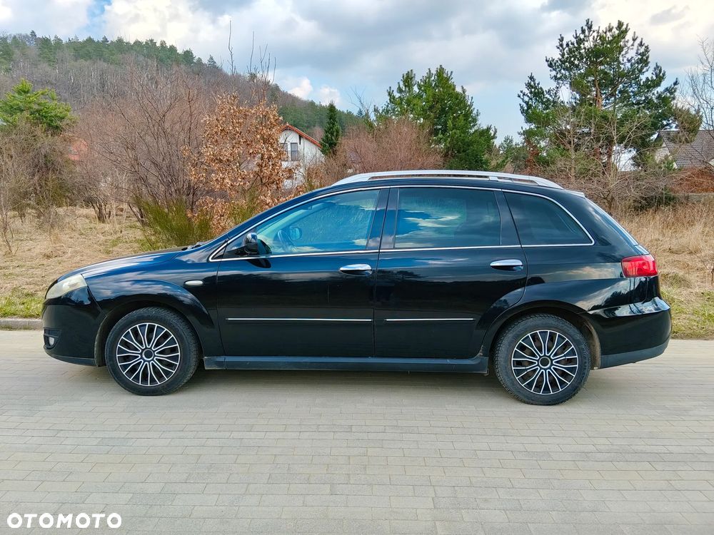 Fiat Croma 1.9 JTD Dynamic - 6