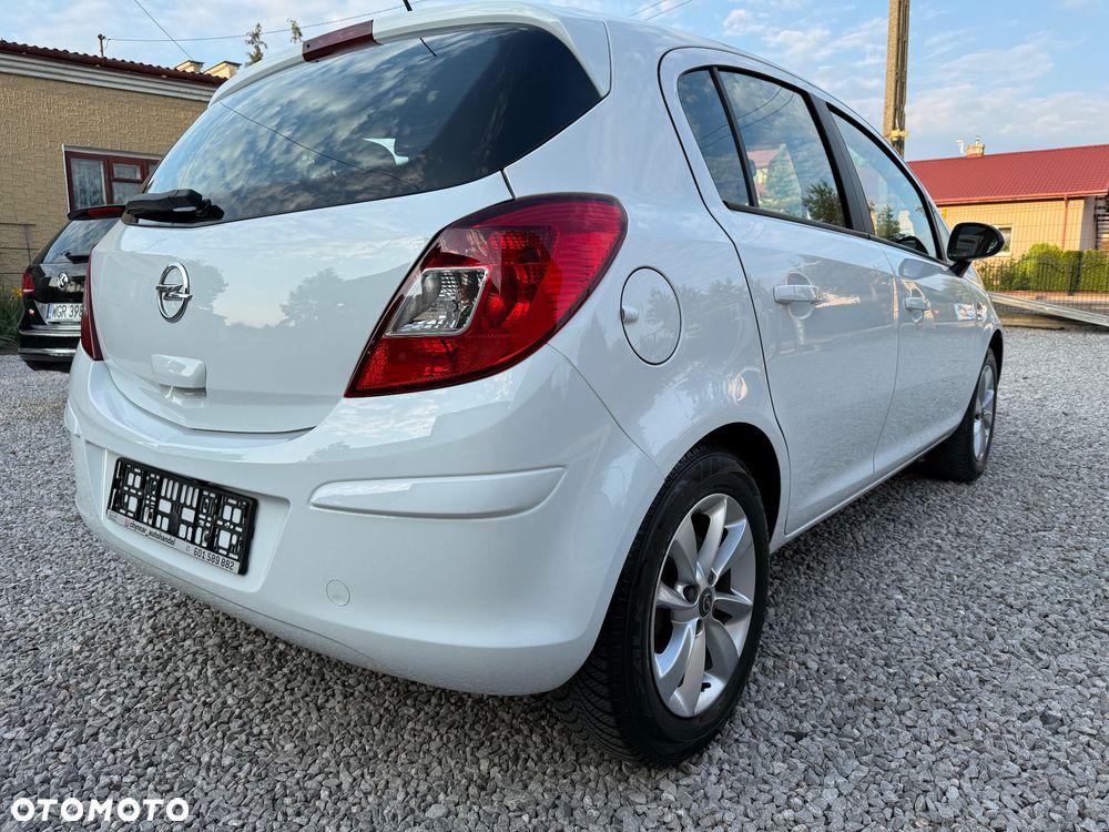 Opel Corsa 1.2 16V Energy - 3