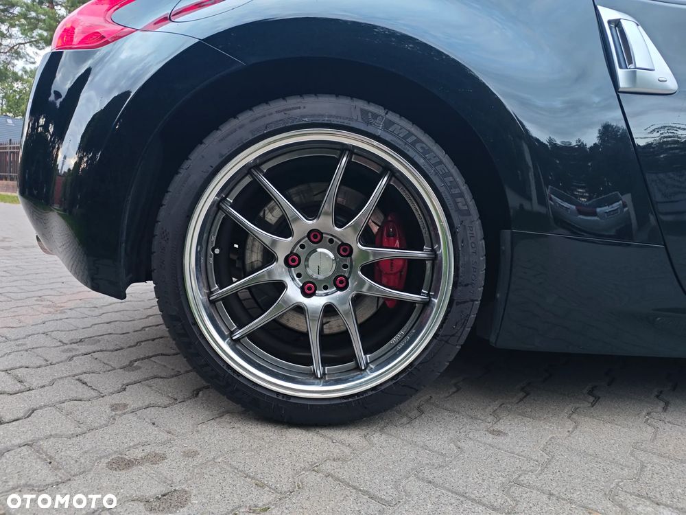 Nissan 370 Z - 20