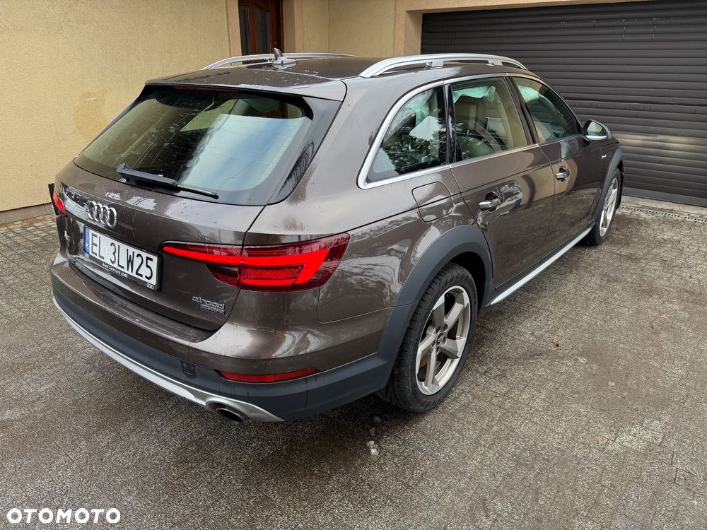Audi A4 Allroad - 1