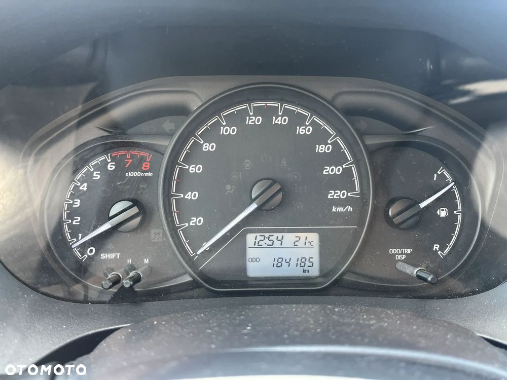 Toyota Yaris 1.5 Active - 14