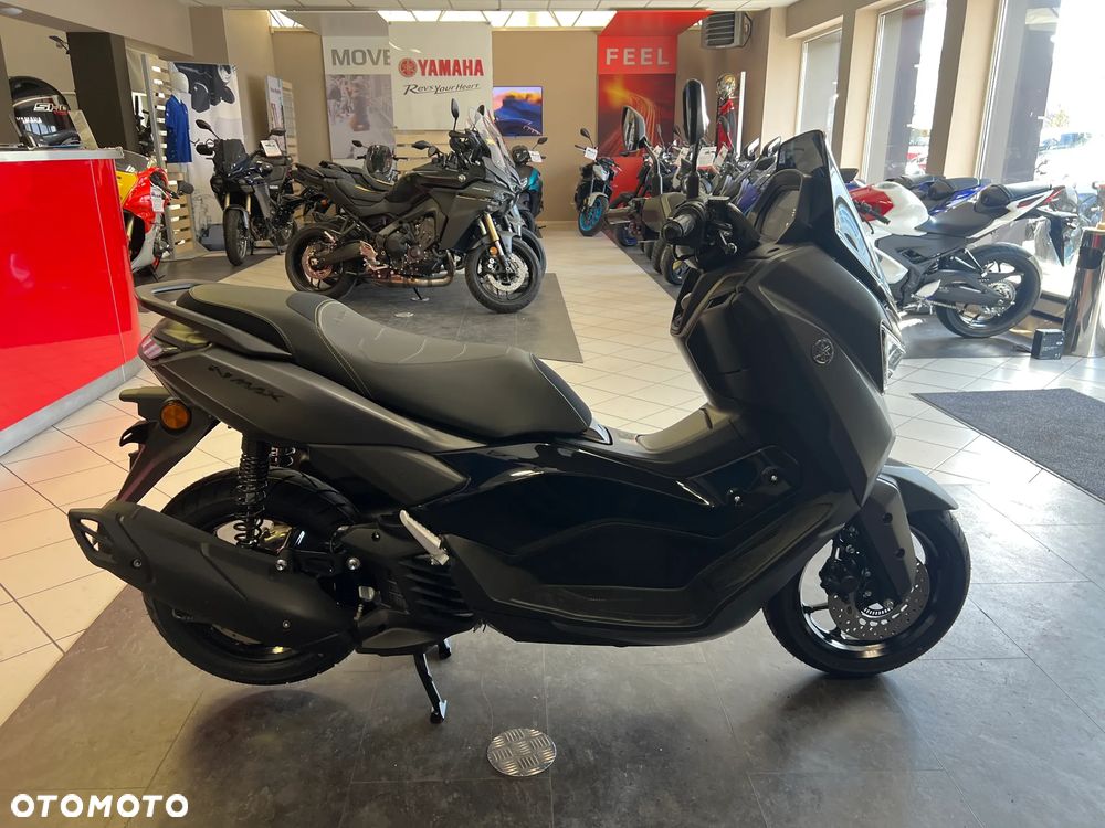 Yamaha NMAX - 15