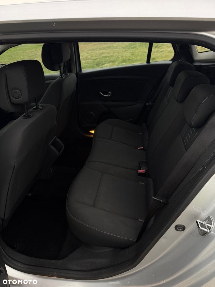 Renault Megane 1.5 dCi Dynamique - 11