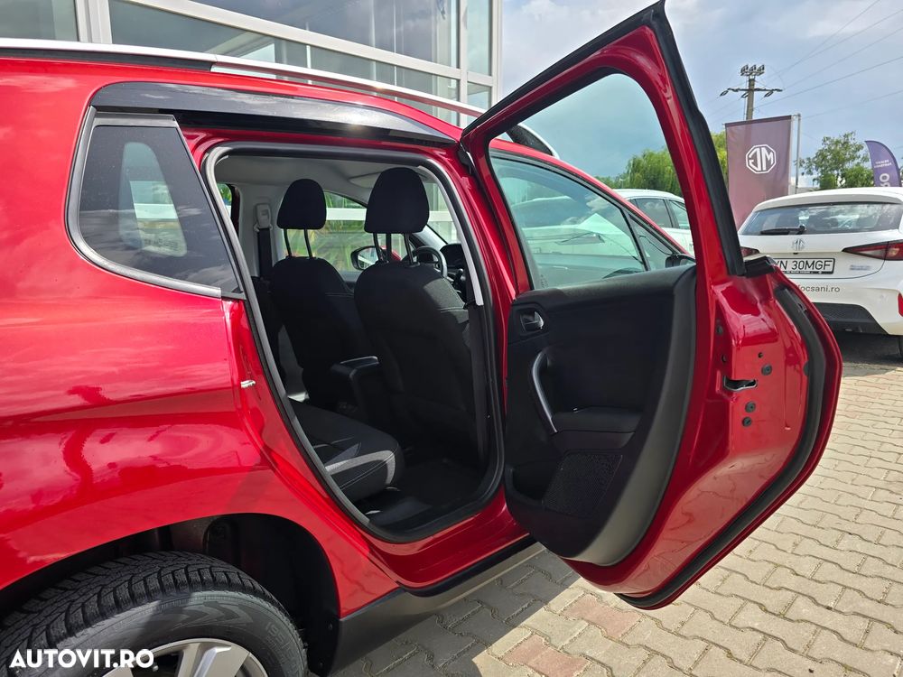Peugeot 2008 - 12
