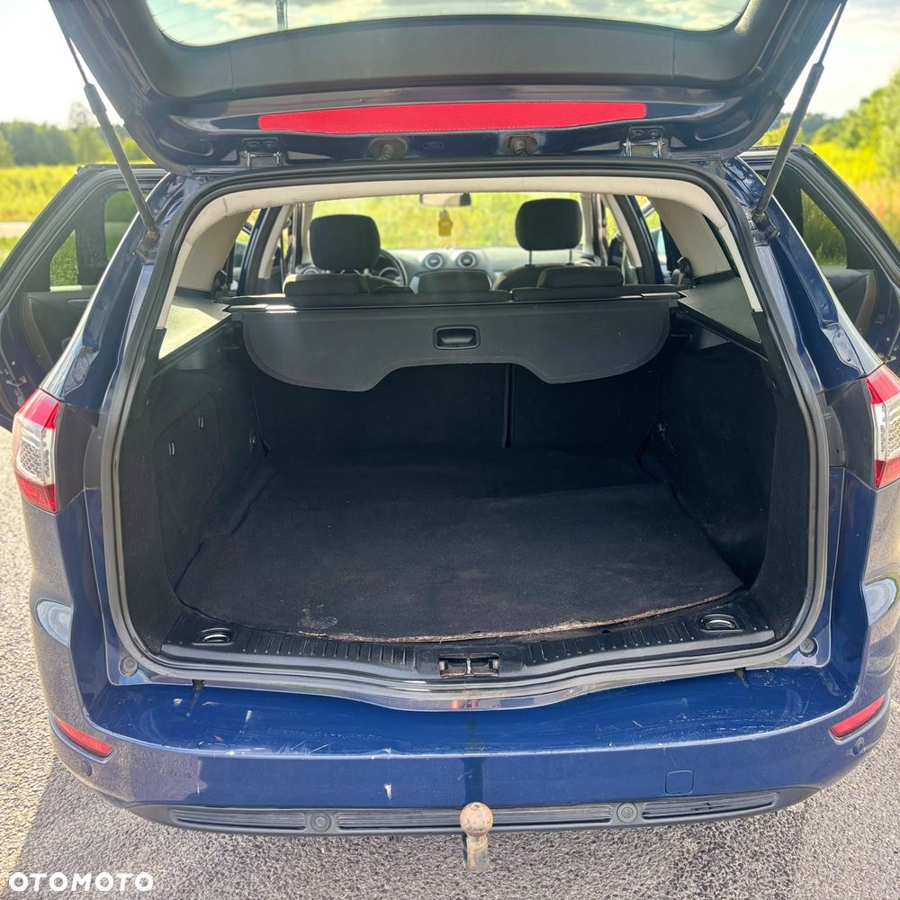 Ford Mondeo 2.0 TDCi Ambiente - 9