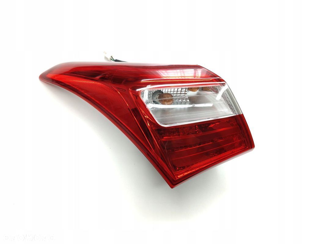 LAMPA LEWA TYŁ HYUNDAI I30 II HB 92401-A50 - 1
