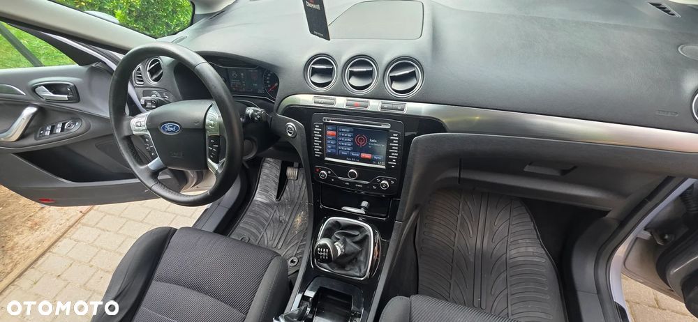 Ford S-Max 2.0 TDCi DPF Titanium X - 36