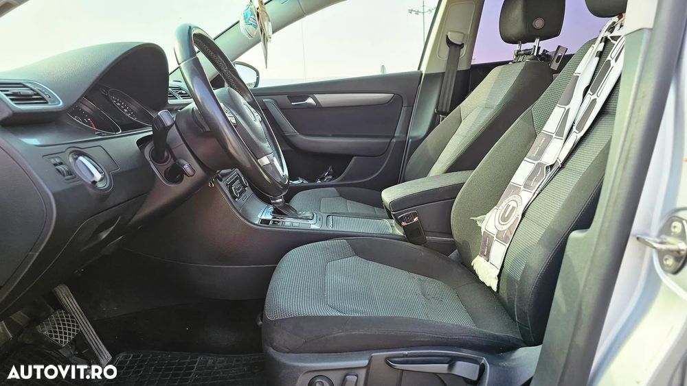 Volkswagen Passat Variant 2.0 TDI 4Motion BlueMotion Technology Comfortline DSG - 10