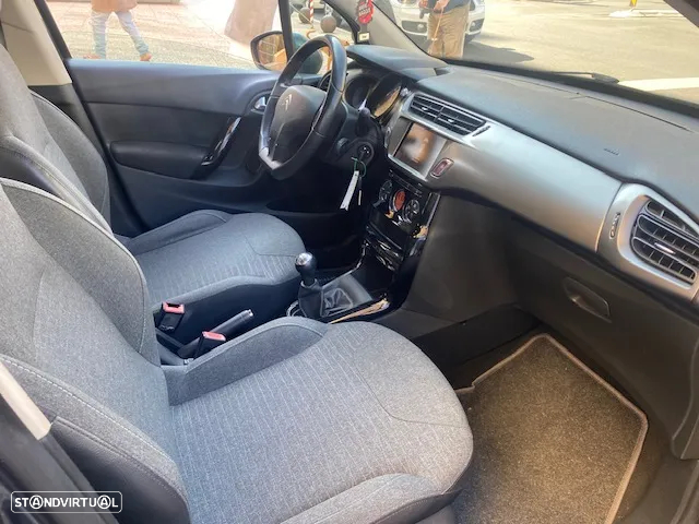 Citroën C3 1.2 PureTech Collection - 13