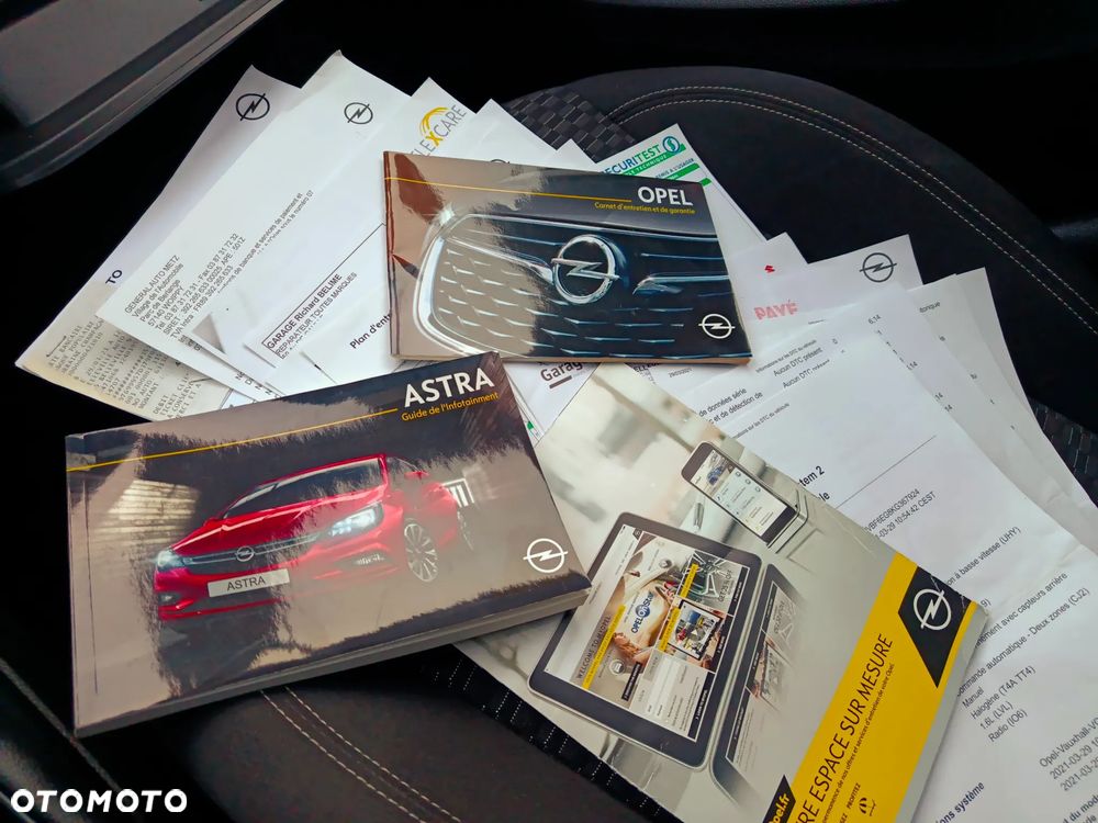 Opel Astra 1.6 D (CDTI) Start/Stop Dynamic - 31