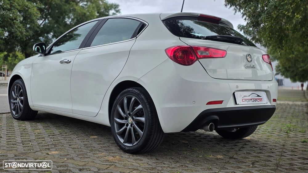 Alfa Romeo Giulietta - 7