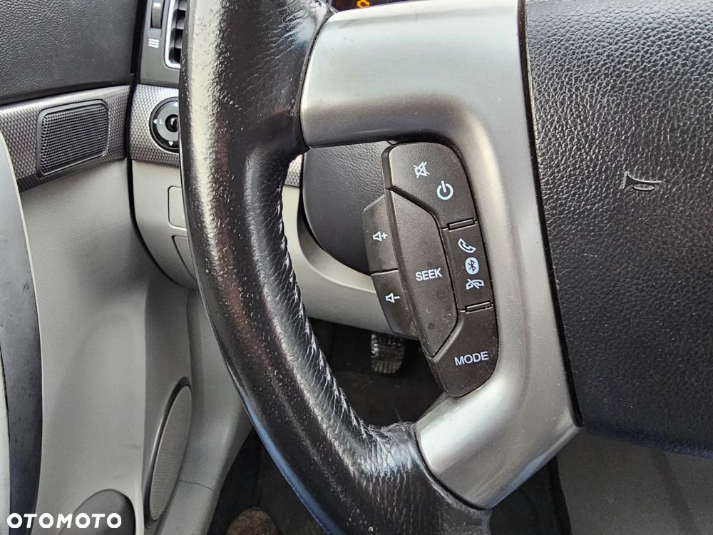 Chevrolet Captiva 2.2 D LT+ - 37