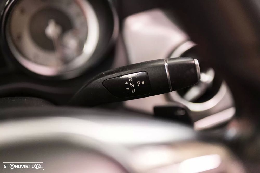 Mercedes-Benz CLA 220 - 16