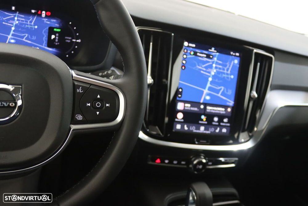 Volvo V60 2.0 T6 AWD TE Core - 13