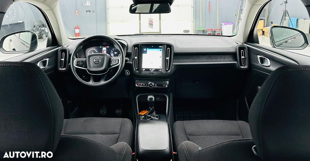 Volvo XC 40 T2 Momentum Core - 7