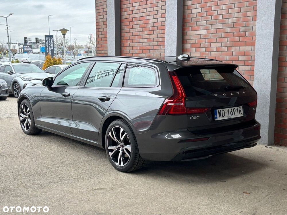 Volvo V60 B4 B Plus Dark - 6