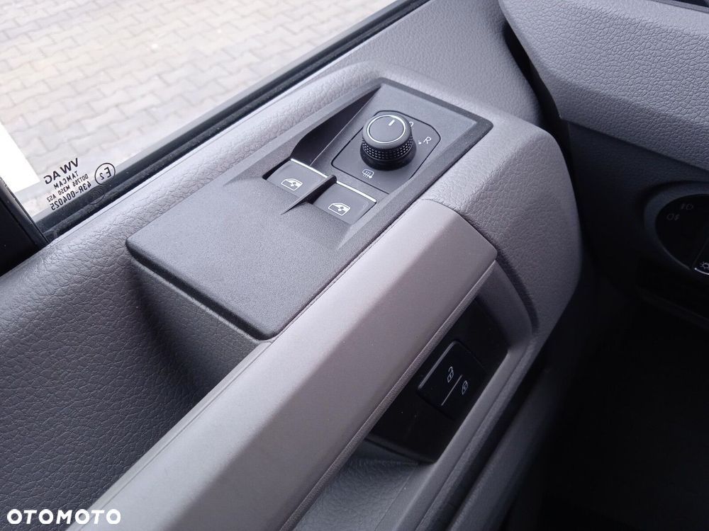 Volkswagen e-Crafter 35 10,7m3 - 14