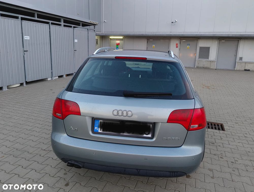 Audi A4 Avant 2.0 TDI - 13