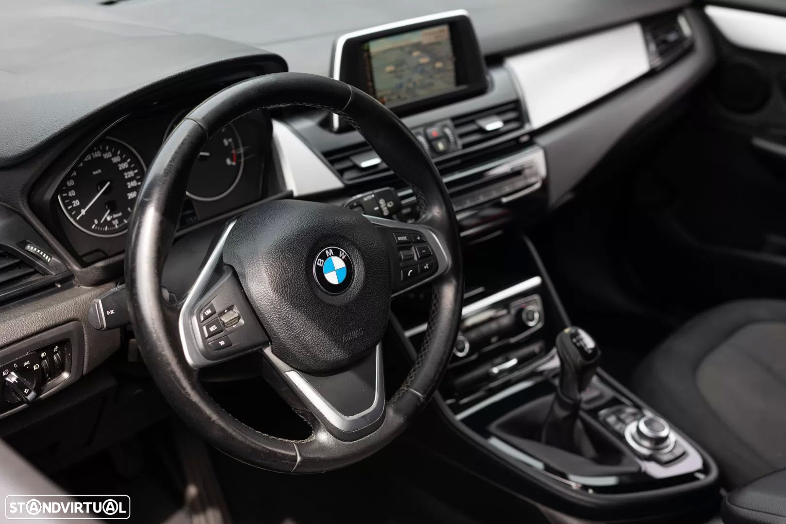 BMW 216 Active Tourer d - 9