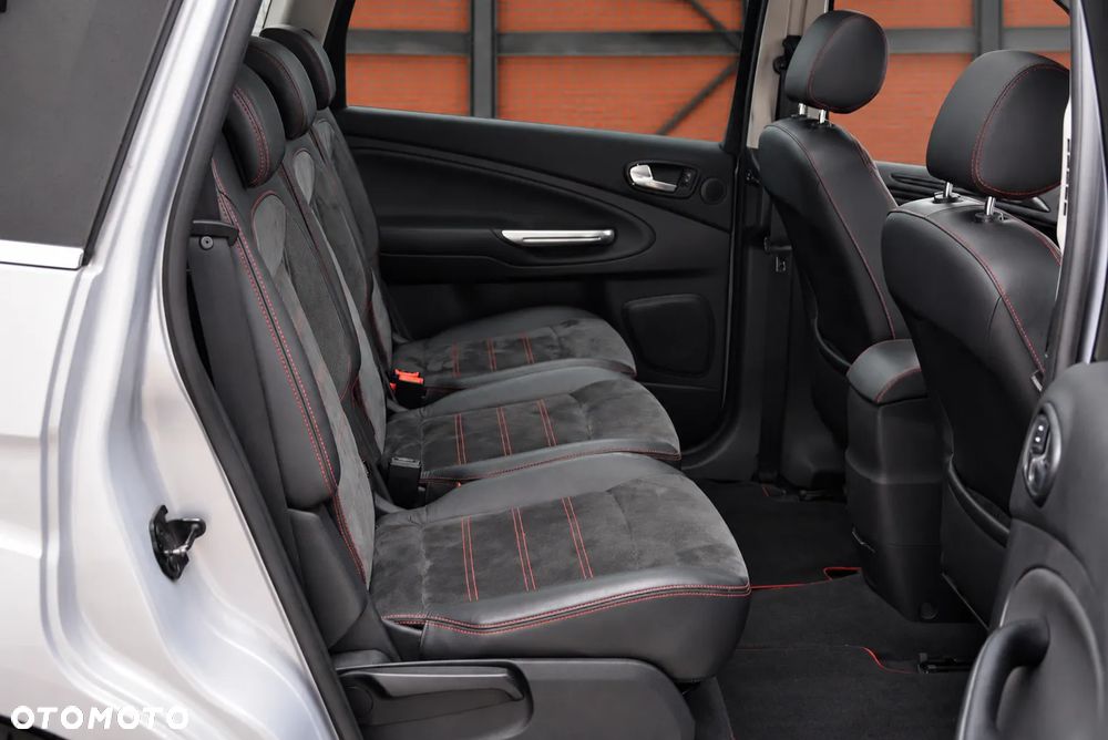Ford S-Max - 23