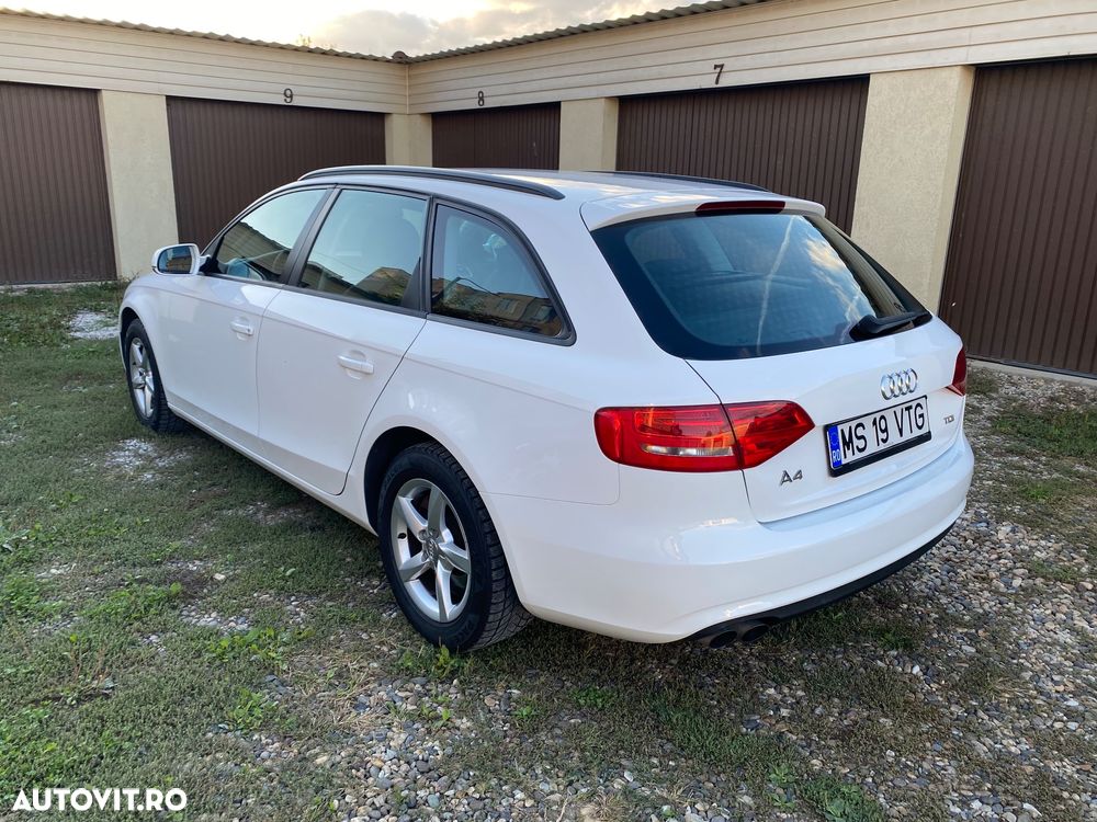 Audi A4 Avant 2.0 TDI - 4