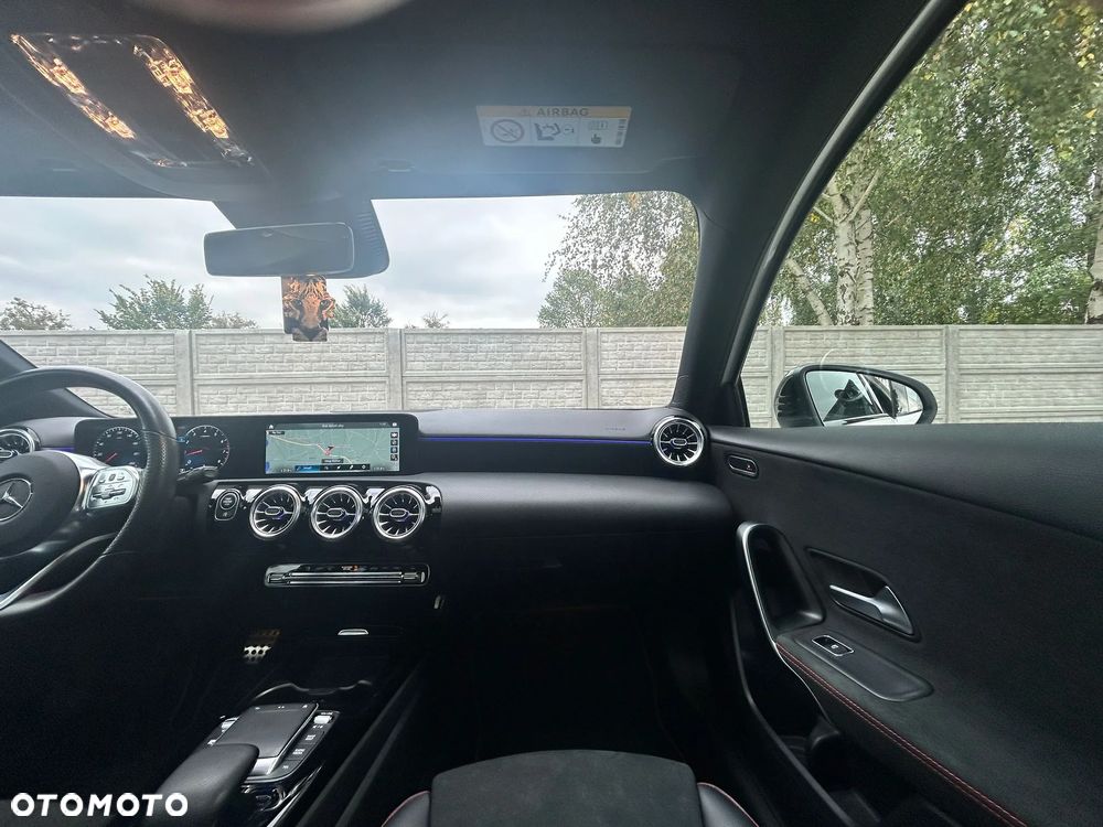 Mercedes-Benz Klasa A 200 4-Matic AMG Line 8G-DCT - 25