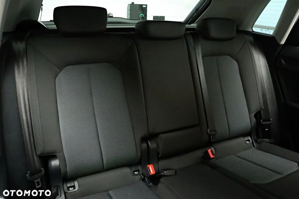 Audi Q3 40 TFSI Quattro S tronic - 15