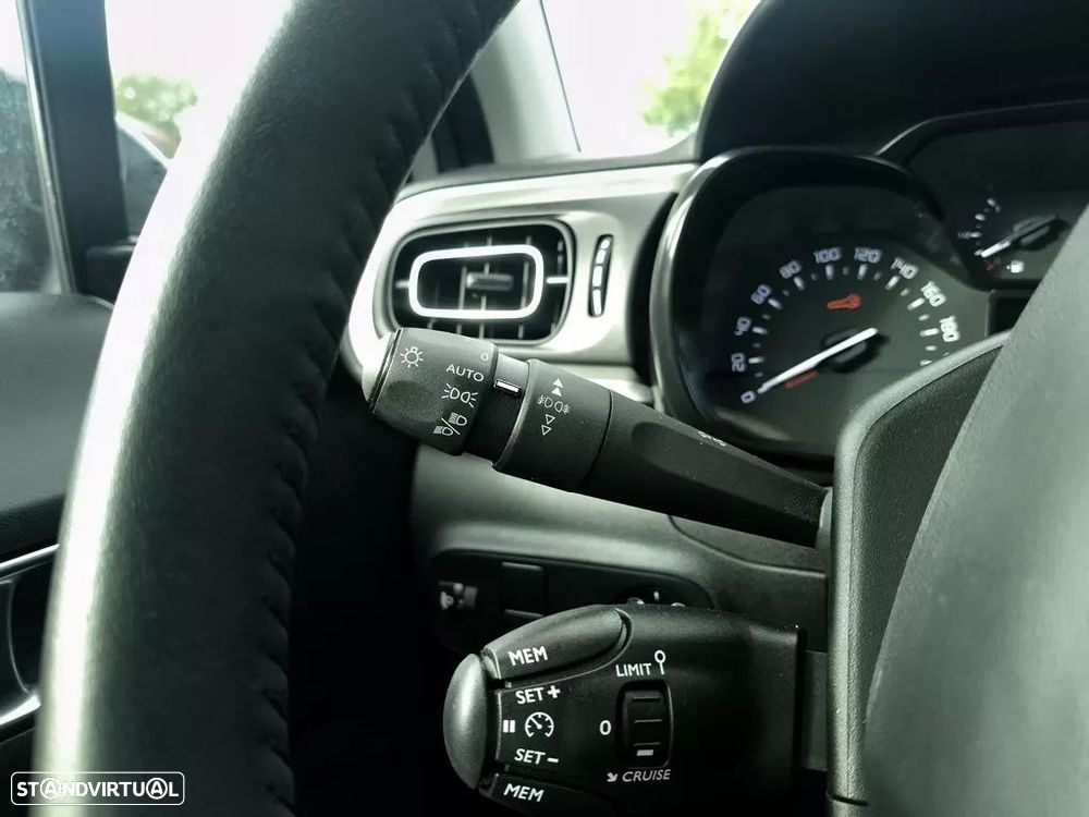 Citroën C3 Pure Tech S&S Shine - 32