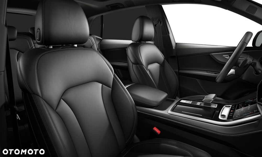 Audi Q8 - 15