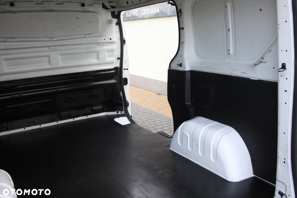 Renault TRAFIC - 22
