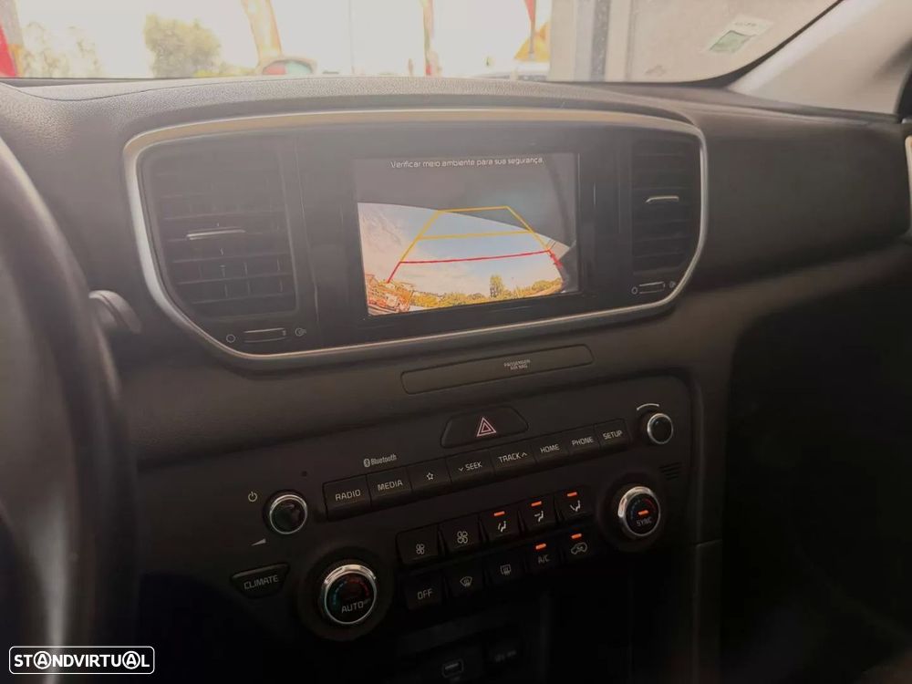 Kia Sportage 1.6 CRDI ISG SX — fotografia 7