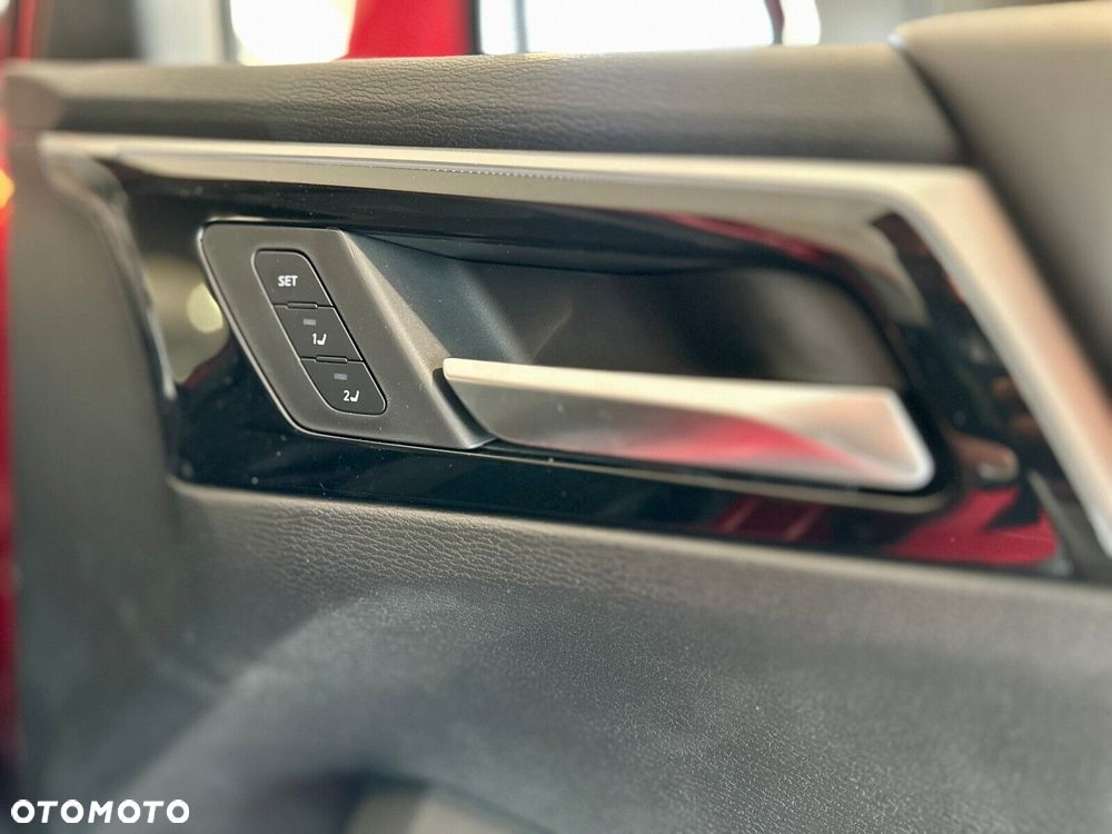 Mitsubishi Outlander - 21