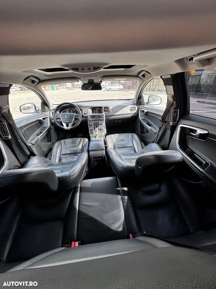 Volvo V60 D6 Plug-In-Hybrid AWD Geartronic Pure Limited - 19