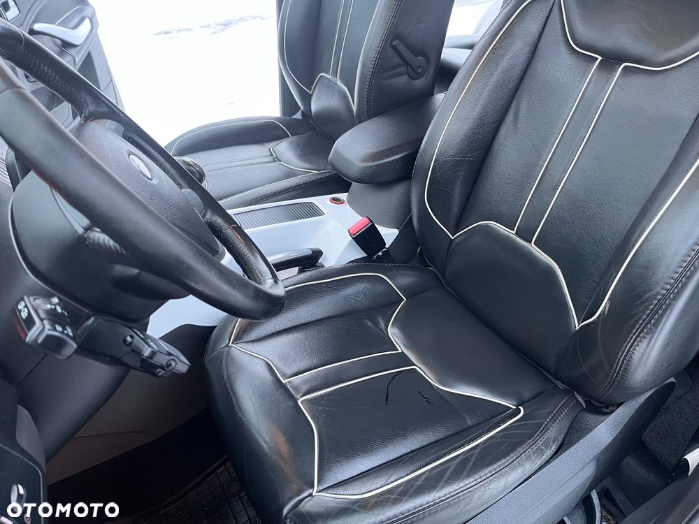 Ford Kuga 2.0 TDCi 4x4 Individual - 11