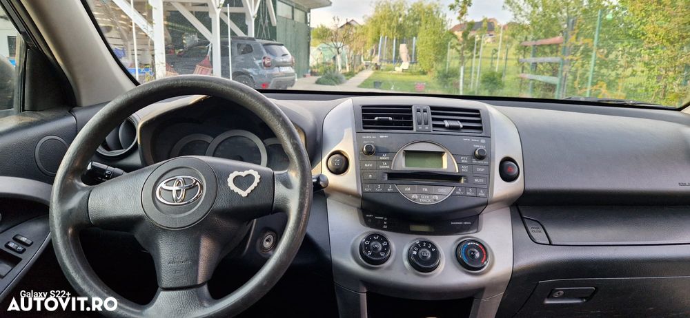 Toyota RAV4 2.2 D-4D Executive City - 6