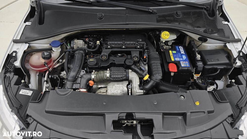 Peugeot 301 1.6 BlueHDI FAP Active - 24