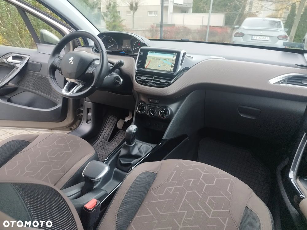 Peugeot 2008 1.2 VTi/Pure Tech Active - 14