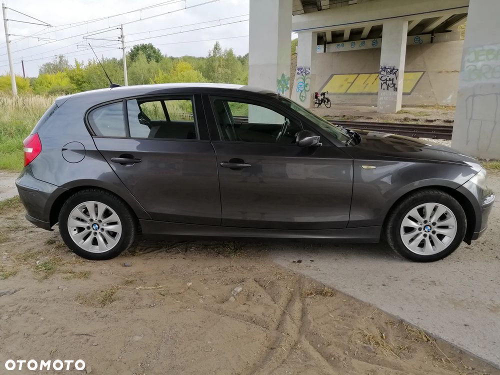 BMW Seria 1 - 1