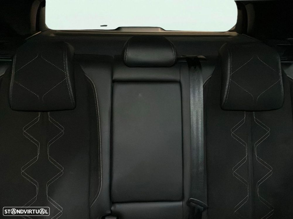 DS DS7 Crossback - 18
