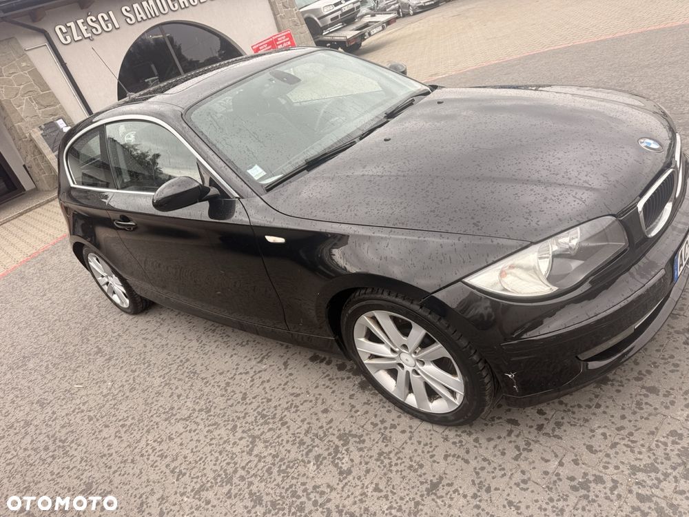 BMW Seria 1 123d - 3