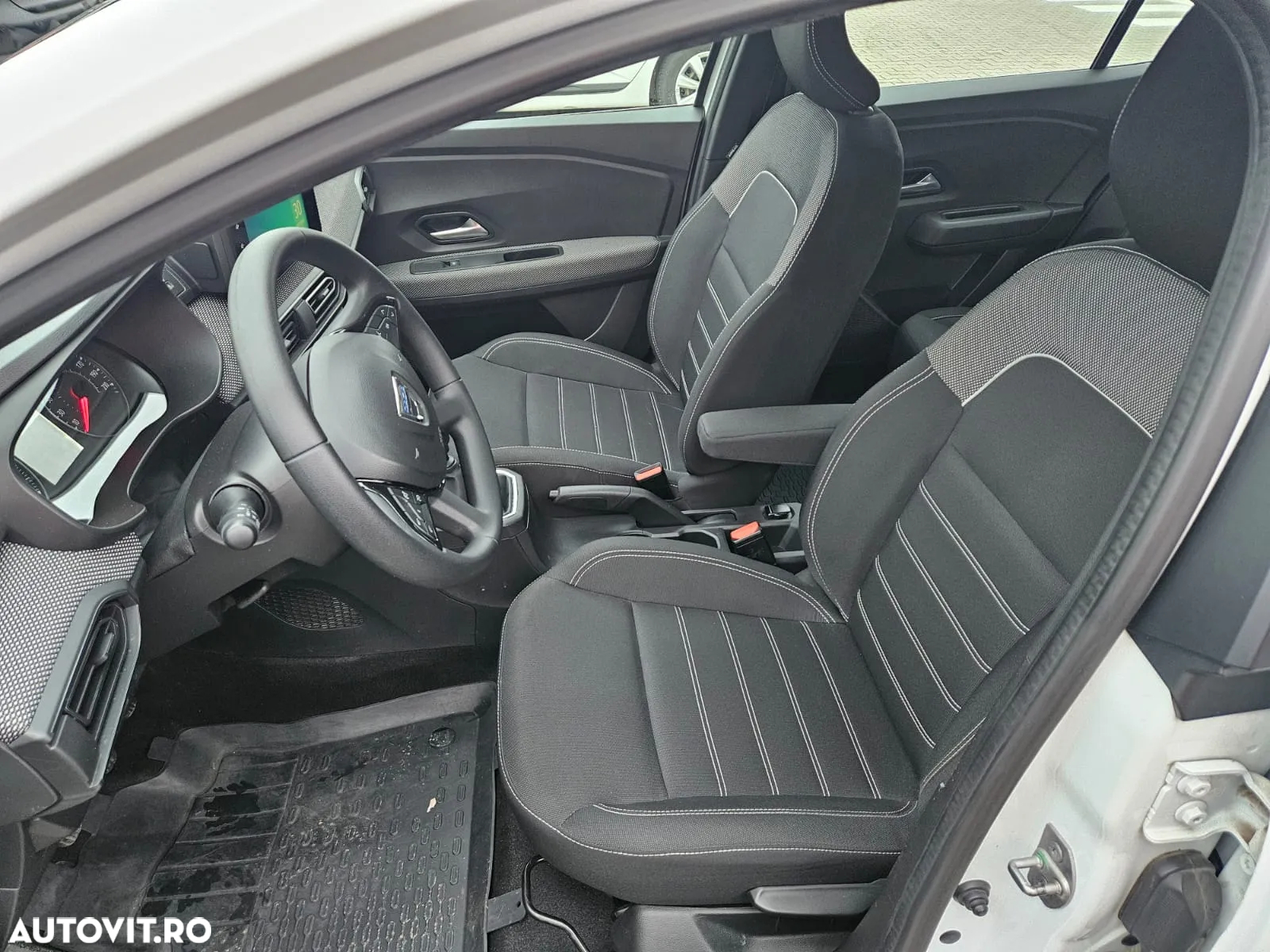 Dacia Logan TCe 90 MT6 Comfort - 6