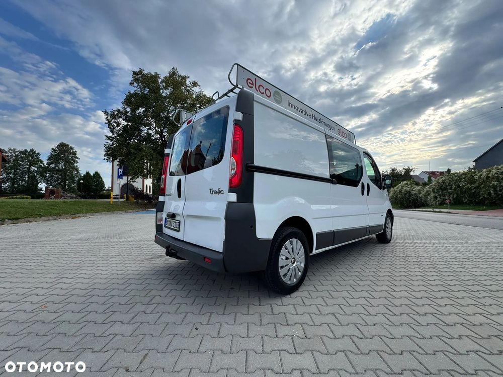 Renault TRAFIC L2H1 LONG Długi Furgon 3os. Serwis Hak Super Stan NISKI PRZEBIEG - 14
