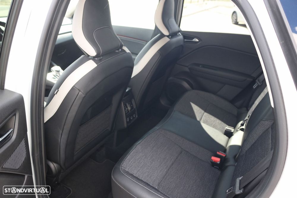 Renault Captur 1.6 E-Tech Plug-In Hybrid Techno - 37