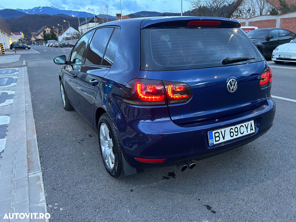 Volkswagen Golf 1.4 TSI Exclusive - 2
