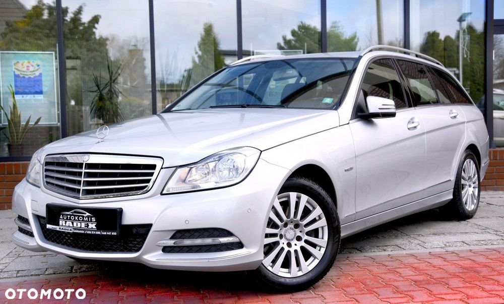 Mercedes-Benz Klasa C 200 (BlueEFFICIENCY) 7G-TRONIC Elegance - 4