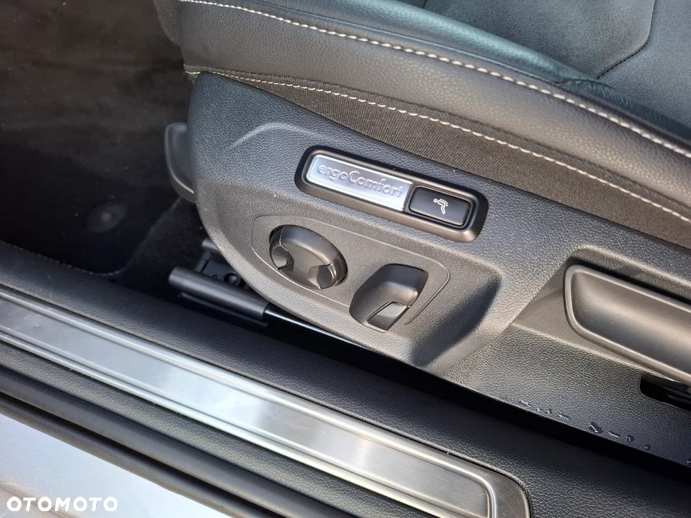 Volkswagen Arteon 2.0 TSI GPF R-Line DSG - 17