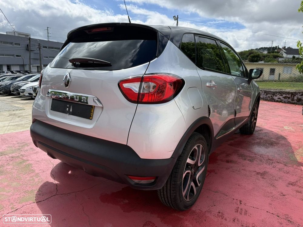 Renault Captur 0.9 TCE Exclusive - 6