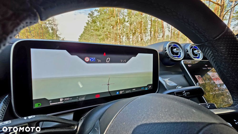 Mercedes-Benz GLC - 37